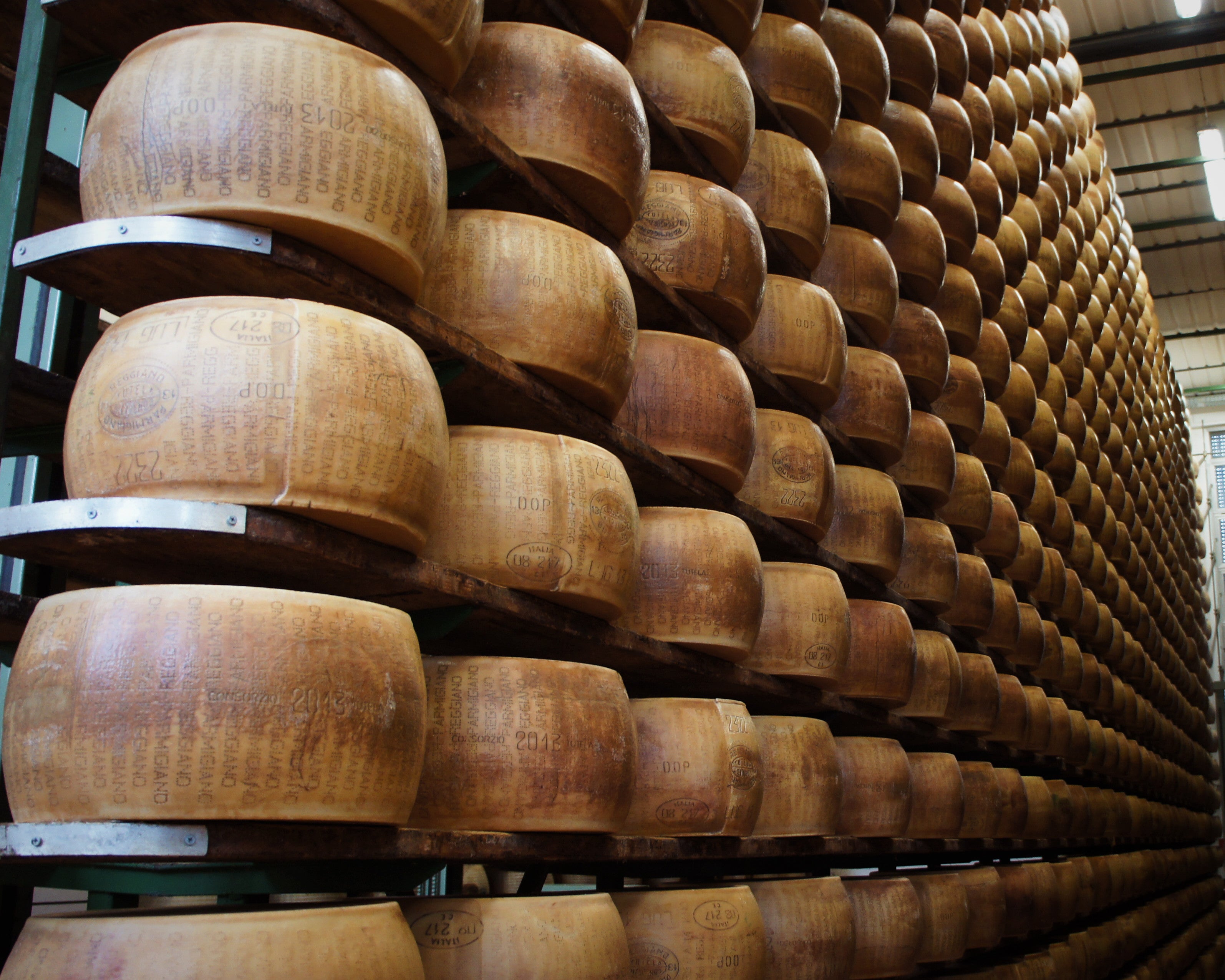 'Lunga Vita' Parmigiano Reggiano “DOP” - Aged 30 Months (1 KG)